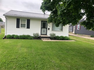 408 Crestwood St, Tilton, IL 61833