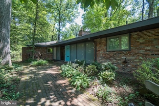 5801 Bent Branch Rd, Bethesda, MD 20816