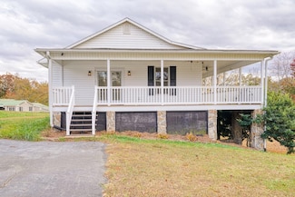 121 Boat Dr, Chesnee, SC 29323