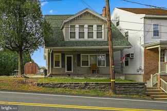 903 Sunbury Rd, Pottsville, PA 17901