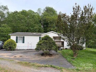 616 Pole Miller Extension, Brevard, NC 28712
