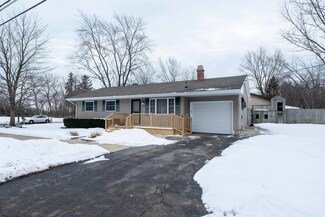 2700 Lowery Ct, Zion, IL 60099