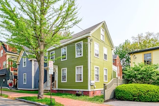 83 Brackett St, Portland, ME 04102