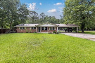 13341 Center Ave, Bayou La Batre, AL 36509