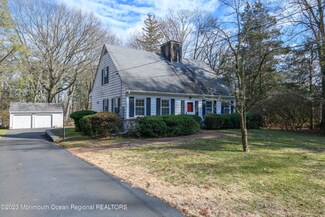 31 Hope Rd, Tinton Falls, NJ 07724