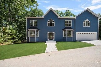70 Shady Ln, Pascoag, RI 02859