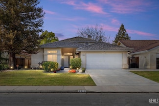 8816 Fox Creek Ct, Bakersfield, CA 93312