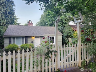 3616 23rd Ave W, Seattle, WA 98199