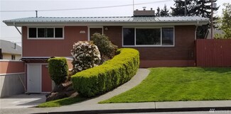 1811 Walnut St, Everett, WA 98201