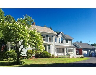 28 Middle St, Hadley, MA 01035
