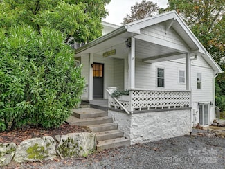 95 Arco Rd, Asheville, NC 28805