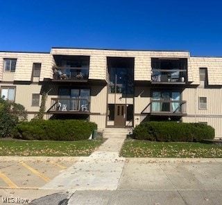 9841 Sunrise Blvd Unit N23, North Royalton, OH 44133