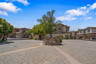 11542 Verona Dr, Chatsworth, CA 91311