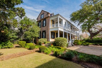 82 Pitt St, Charleston, SC 29403