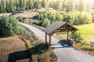 14297 Caddisfly Ct, Clinton, MT 59825