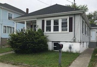 37 Eddy St, Fall River, MA 02723