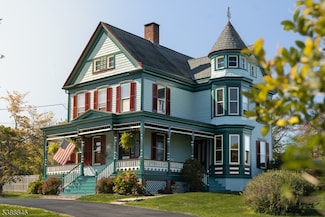 25 Old Turnpike Rd, Tewksbury, NJ 08858