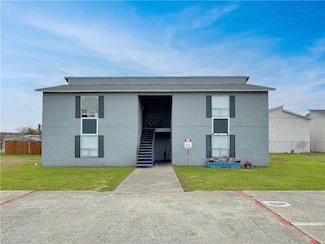 2703 Evergreen Cir, Bryan, TX 77801