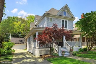 418 N Catherine Ave, La Grange Park, IL 60526