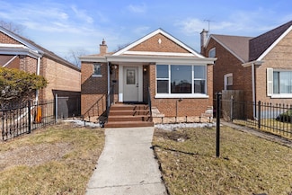 9817 S Ellis Ave, Chicago, IL 60628