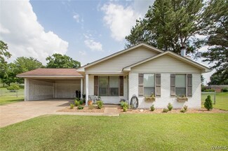 4121 Cardinal St, Northport, AL 35473