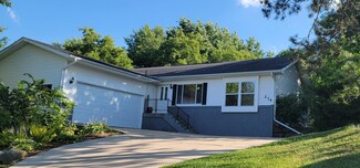 214 Serenity Ct, Johnson Creek, WI 53038