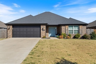 3902 SW Mistletoe Ave, Bentonville, AR 72713