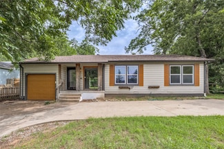 917 W Washington St, Sherman, TX 75092