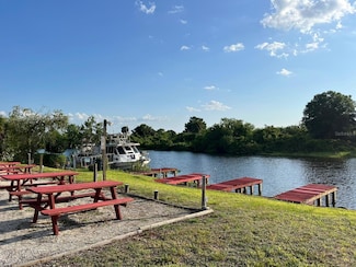 14725 NW 1st Pkwy Unit RB11, Okeechobee, FL 34972