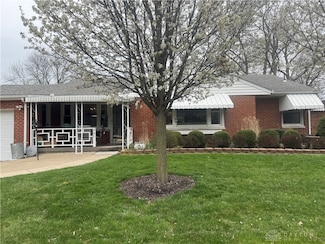 426 Sycamore St, Brookville, OH 45309