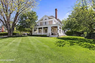 39 River Ave, Monmouth Beach, NJ 07750