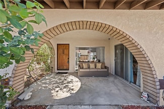 23592 Schooner Dr, Canyon Lake, CA 92587