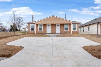 4115 W 57th St S, Tulsa, OK 74107