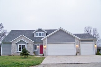 607 S Blaine St, North Webster, IN 46555