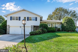 1151 S Prince St, Palmyra, PA 17078