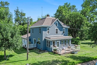 2269 Zane Ave, Stewart, MN 55385