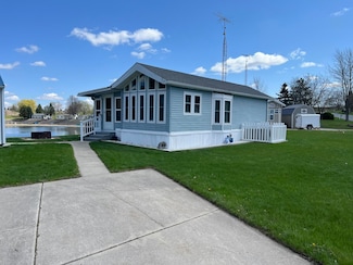 w 4945 County Road Es Unit 64, Elkhorn, WI 53121