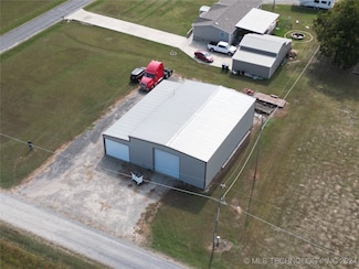 29 S 4207 Rd, Texanna, OK 74432