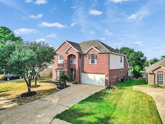 16310 Pinon Vista Dr, Houston, TX 77095
