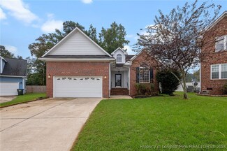3827 Little John Ct, Fayetteville, NC 28306