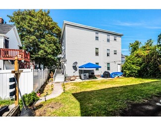 50 Andrews St, Lowell, MA 01852