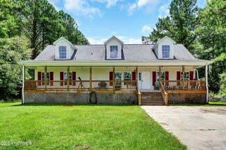 5230 Adams Creek Rd, Havelock, NC 28532