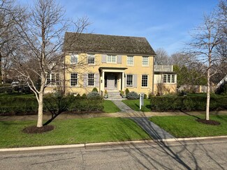 460 Berkeley Ave, Winnetka, IL 60093