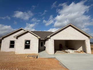 1125 Duke Dr, Bauxite, AR 72011