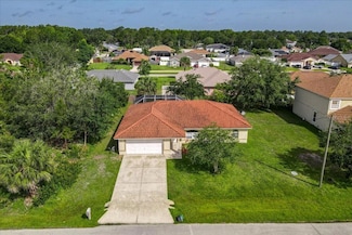 9 Big Bear Ln, Palm Coast, FL 32137