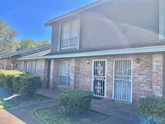 7913 Cook Rd, Houston, TX 77072