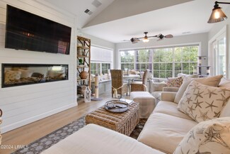 30 Valencia Rd Unit 5A, Hilton Head Island, SC 29928