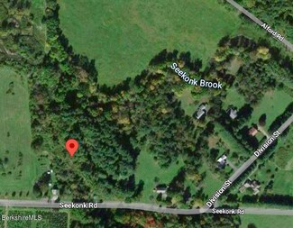 46 Seekonk Rd, Great Barrington, MA 01230