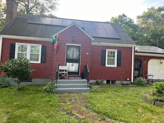 911 Matianuck Ave, Windsor, CT 06095