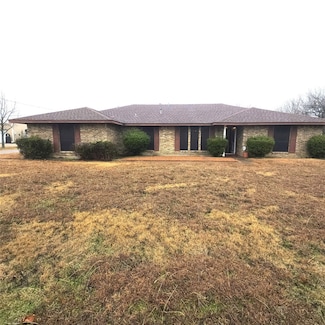 134 Hollie Dr, Red Oak, TX 75154